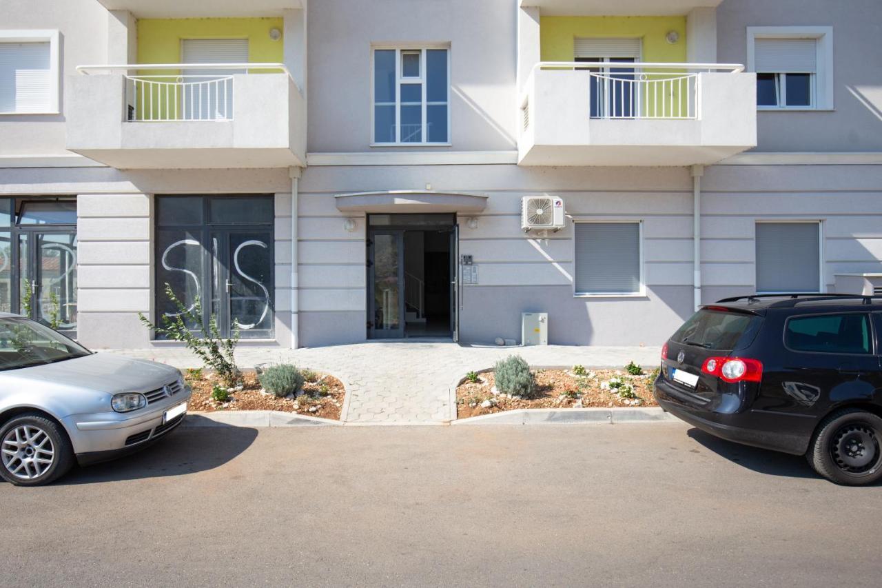 Apartmani Dolina Sunca Mostar Exteriör bild
